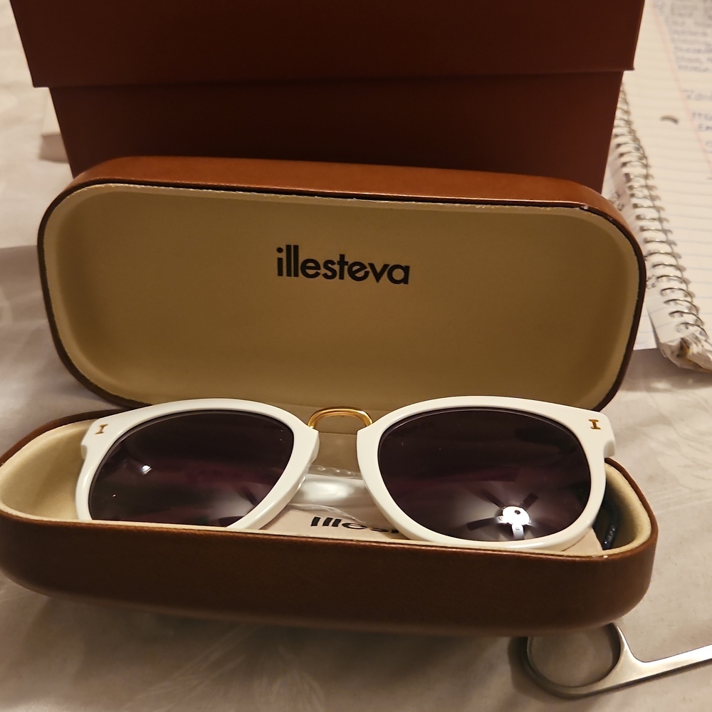 Illesteva White Frame Sunglasses with Dark Lenses and Gold Bridge
